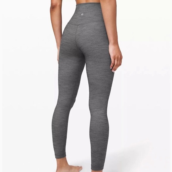 New lululemon align leggings - Picture 3 of 10